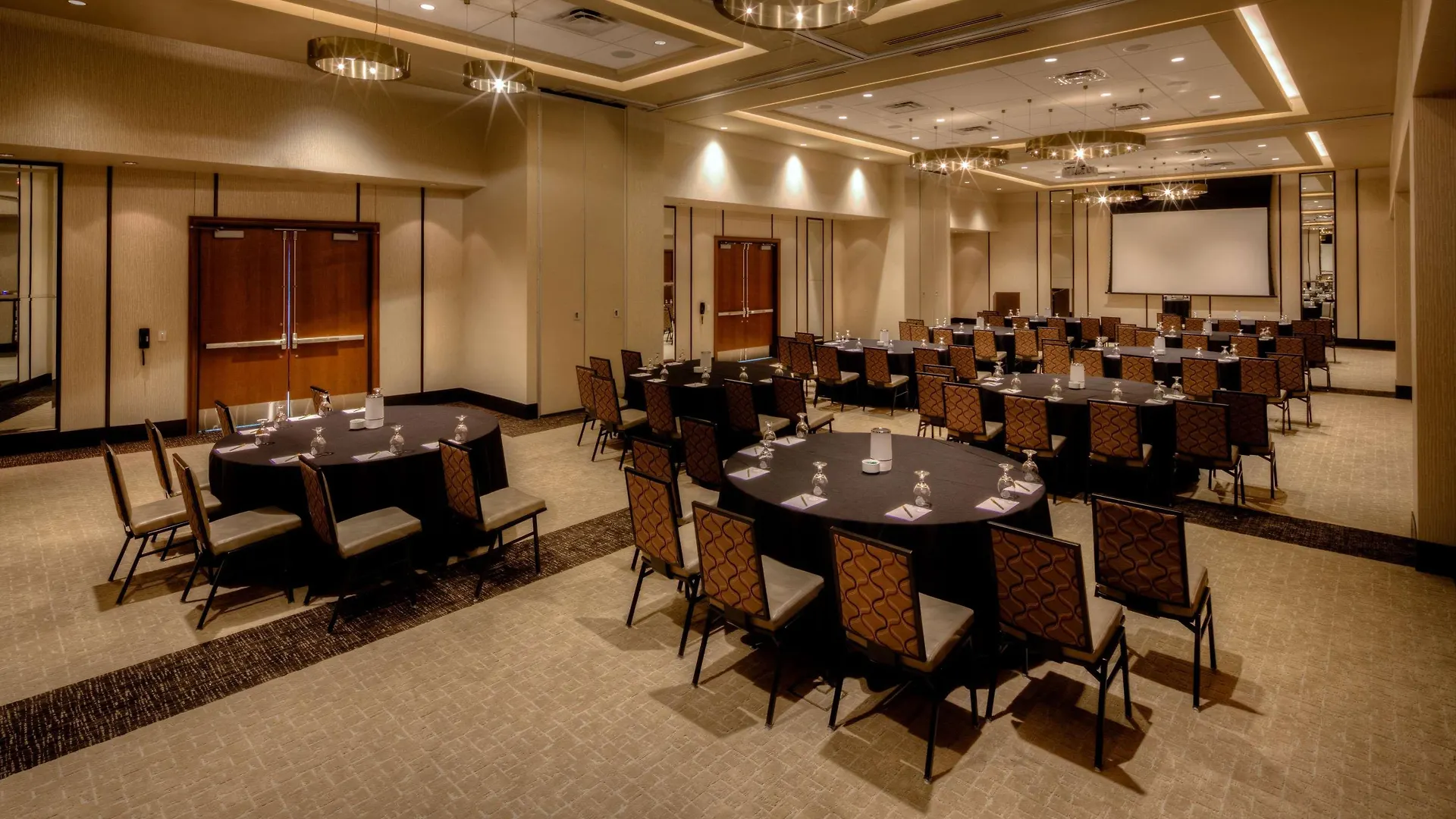 Hilton Garden Inn Virginia Beach Oceanfront Hotel