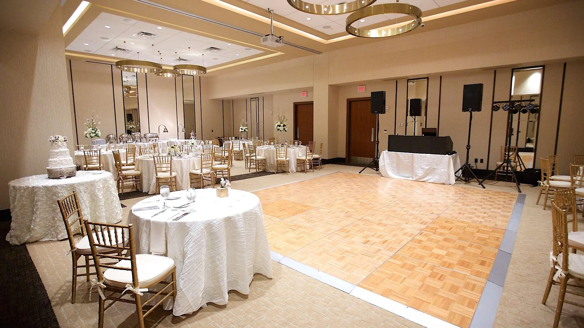 Hilton Garden Inn Virginia Beach Oceanfront 3*,